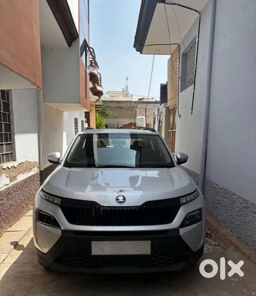 Skoda Kylaq Classic Petrol 2025