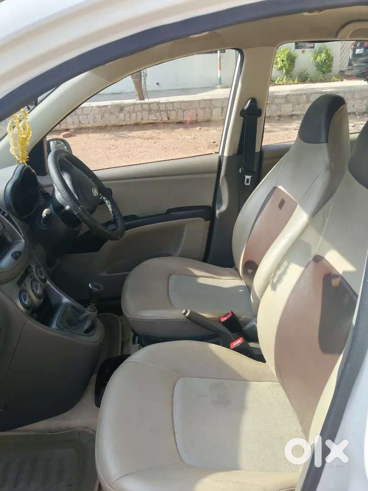 Hyundai I10 2013 Petrol 80000 Km Driven