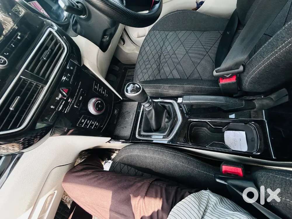 Car Soldout Karni Hi Paise Ki Jurrat Hi