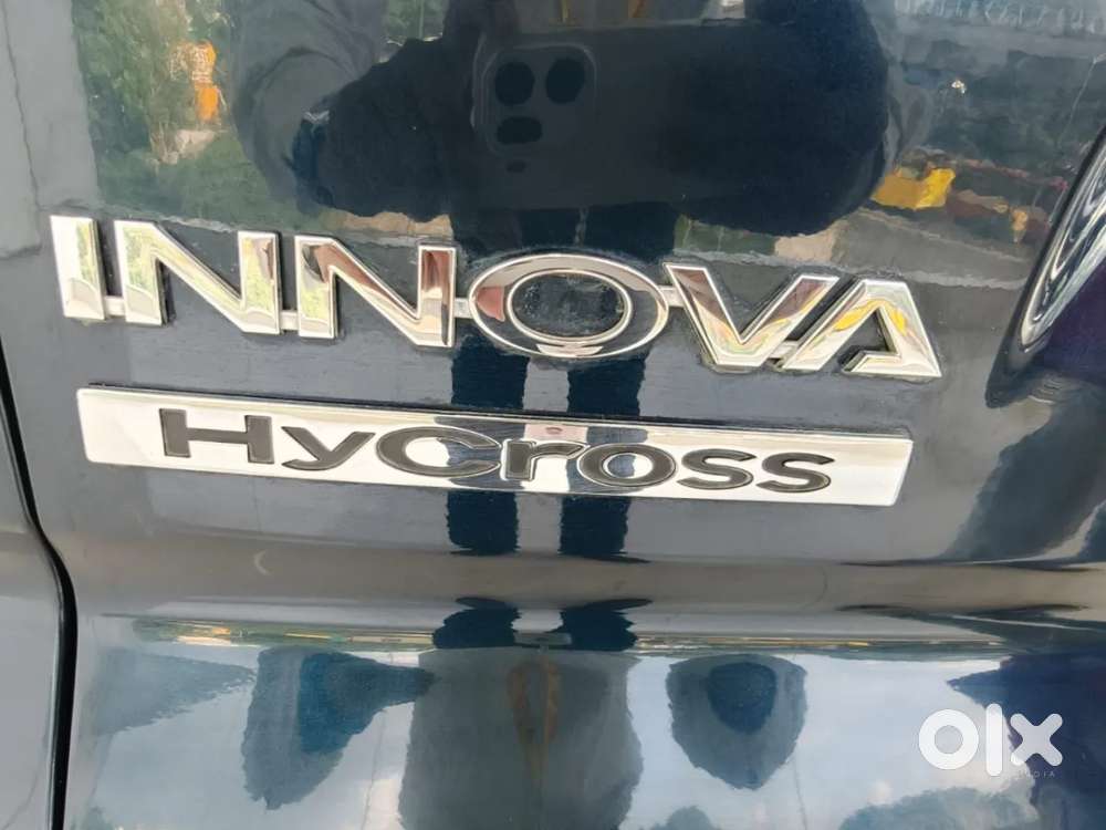 Toyota Innova Hycross 2.0 Zx (o) Hybrid 7 Str, 2024, Petrol