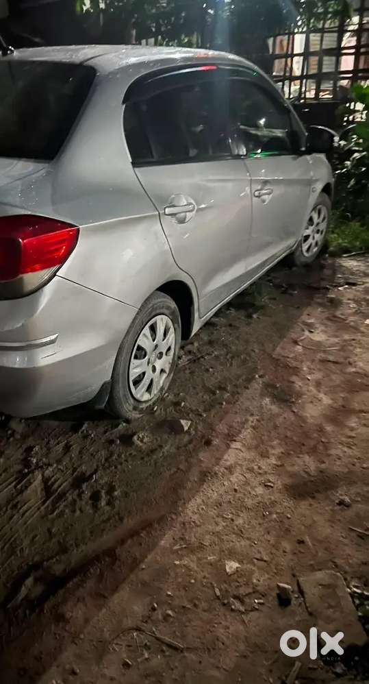 Honda Amaze 1.2 Petrol 2015