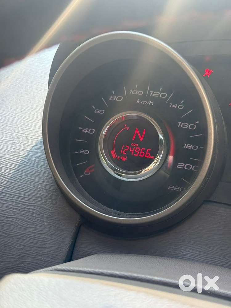 Mahindra Xuv500 2013 Diesel 124500 Km Driven