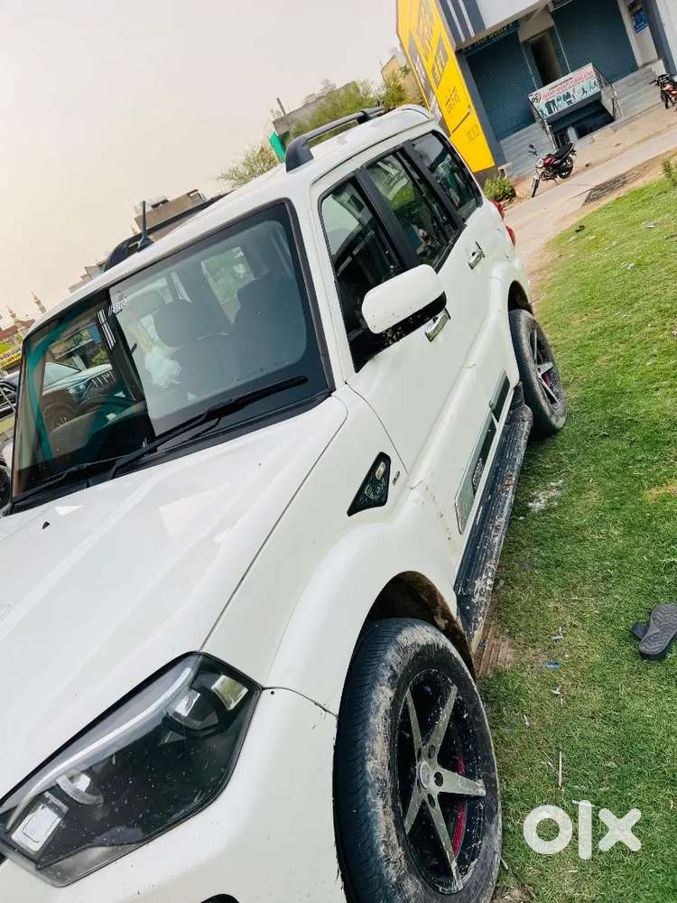 New Kar Leni Hai