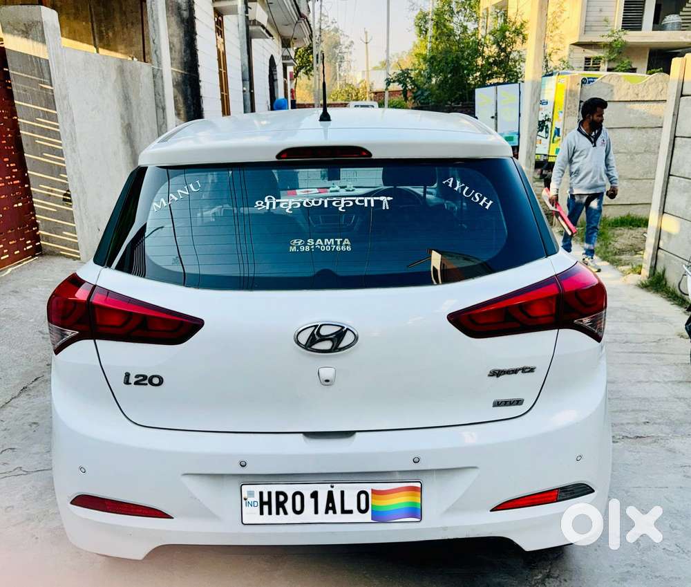 Hyundai I20 Sportz Plus, 2015, Petrol