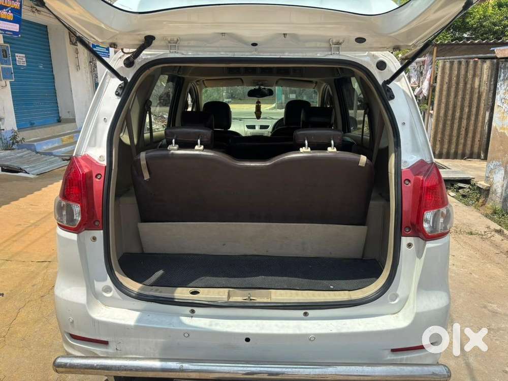 Maruti Suzuki Ertiga 2012