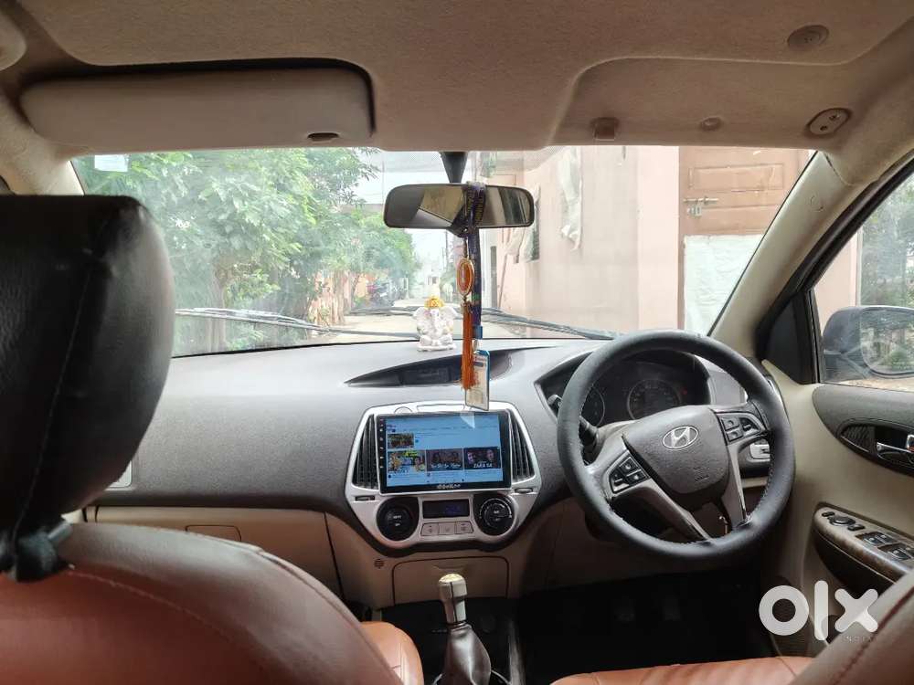 Hyundai I 20 Sports 07/2011  Rs. 225000