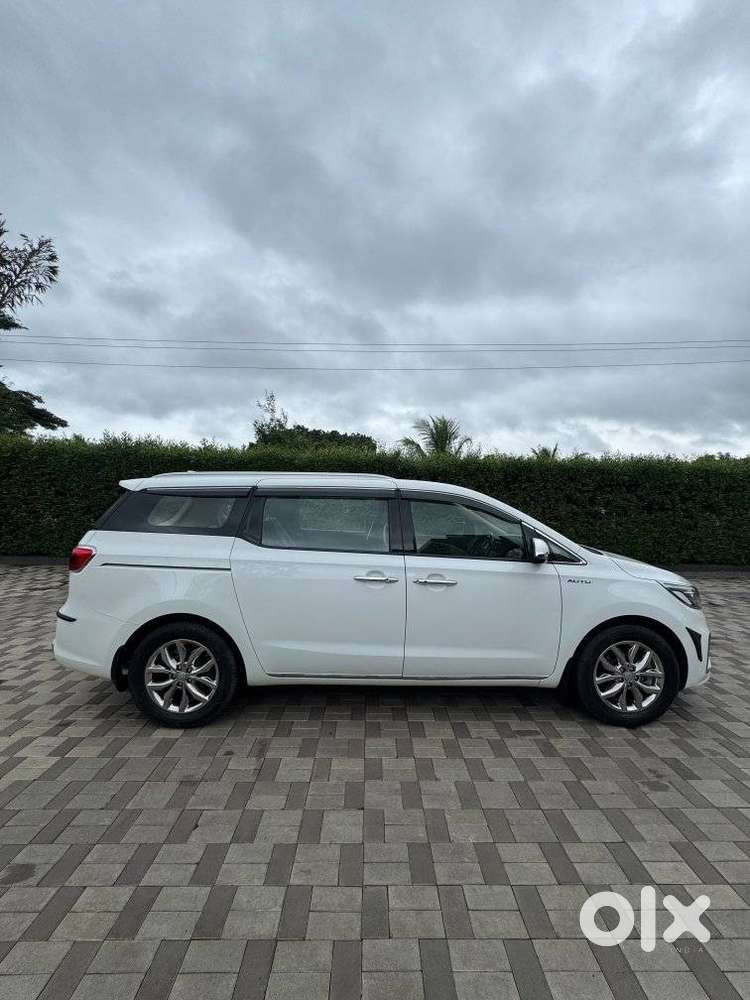 Kia Carnival Limousine, 2021, Diesel