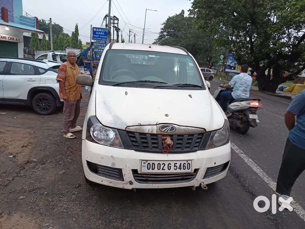Mahindra Quanto 1.5 C8 2013