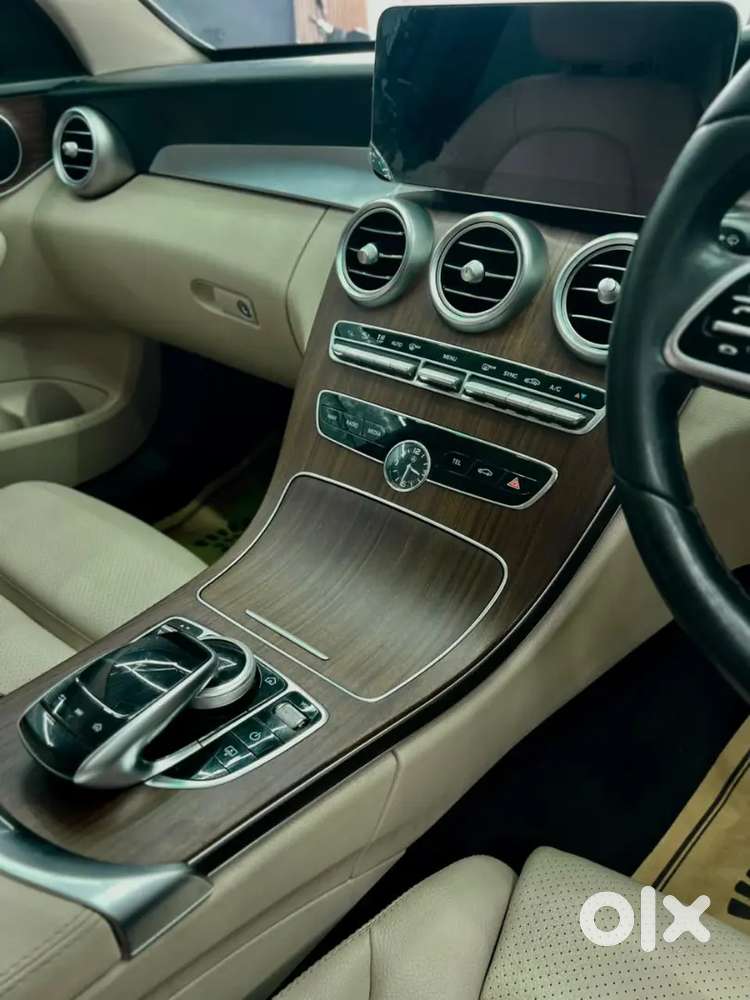 Mercedes-benz C-class 2019