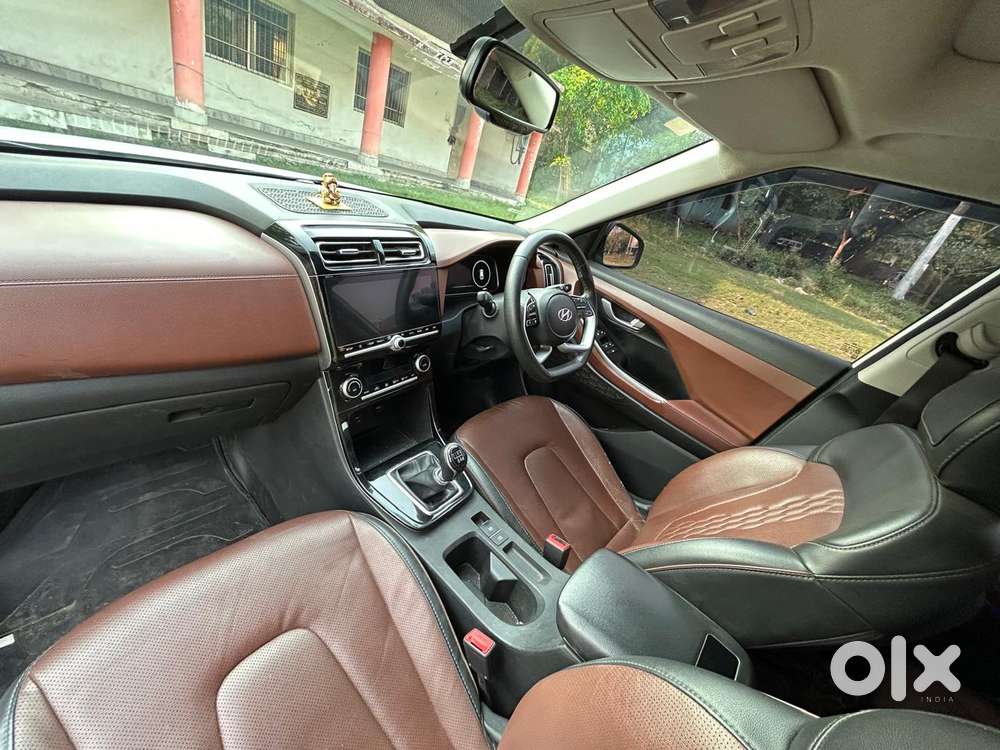 Hyundai Alcazar Signature (o) 7 Seater 1.5 Diesel At Adventure Dual ..