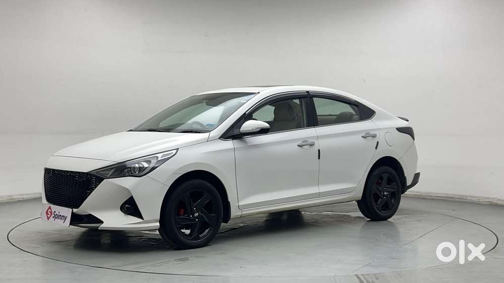 Hyundai Verna 1.5 Sx Ivt, 2021, Petrol