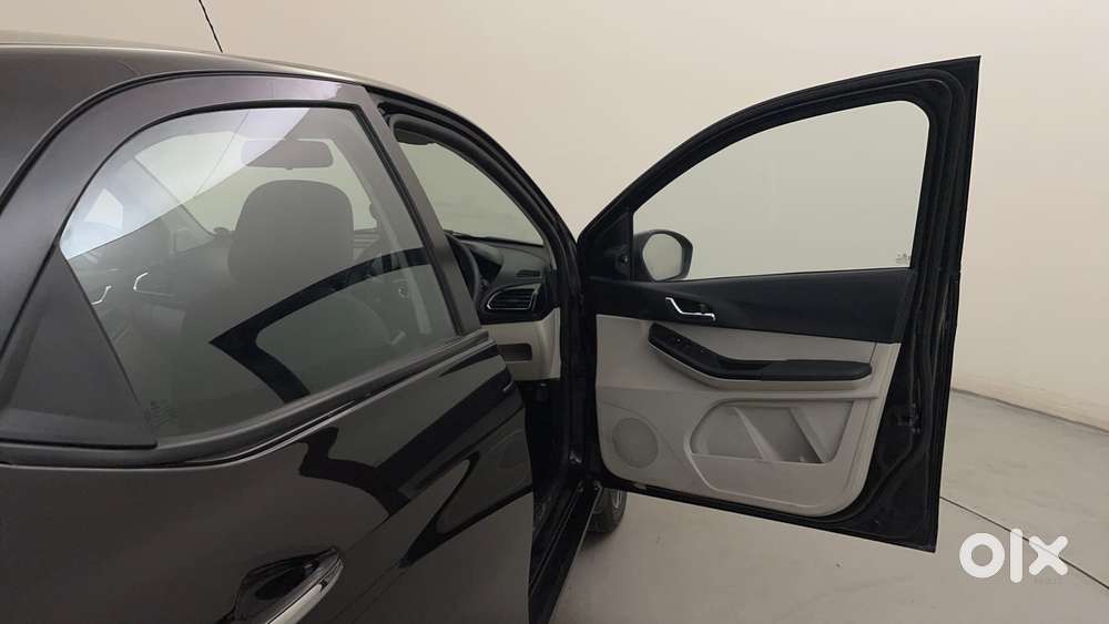 Tata Tiago 1.2 Revotron Xz Plus, 2023, Petrol
