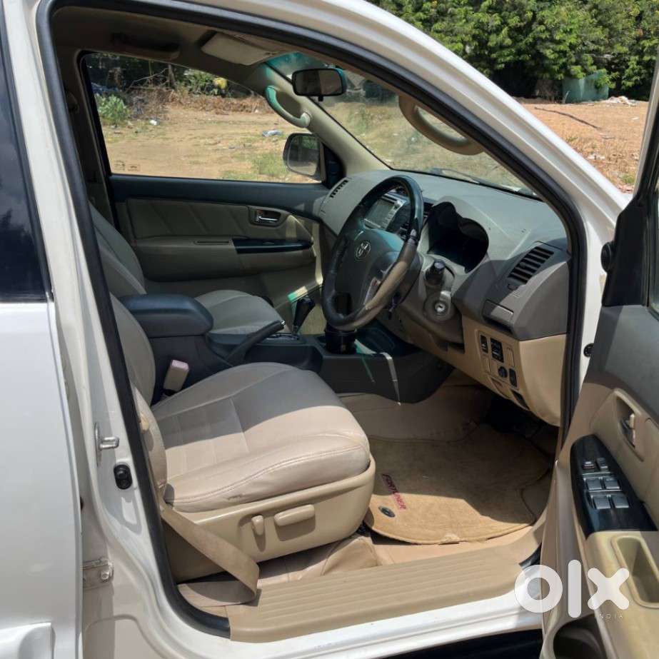 Toyota Fortuner 3.0 4x2 Automatic, 2013, Diesel