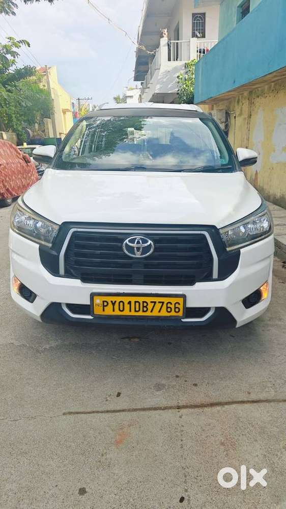 Toyota Innova Crysta 2.4 G Mt, 2024, Diesel
