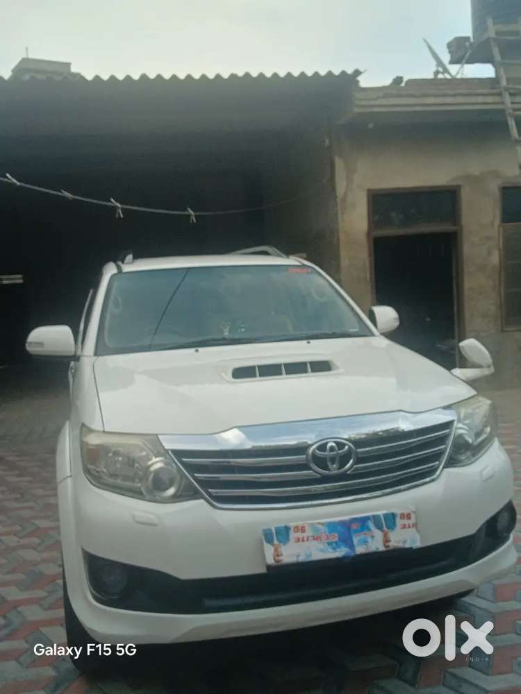 Toyota Fortuner Diesel 2013