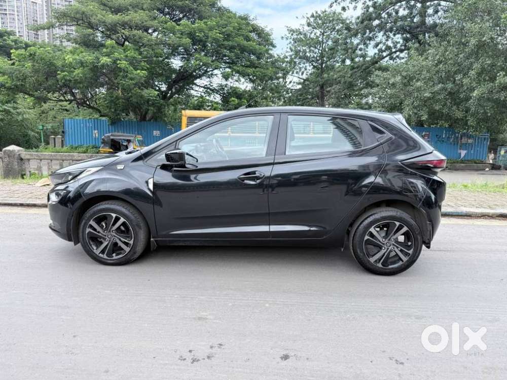 Tata Altroz Xz Plus (s) Dark Edition, 2022, Petrol
