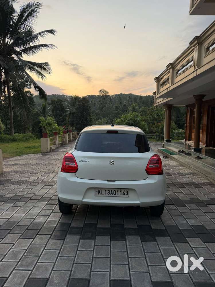 Maruti Suzuki Swift Vxi Optional, 2019, Petrol