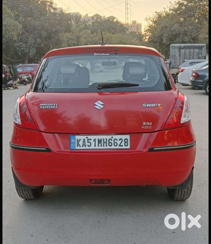 Maruti Suzuki Swift Zxi Plus Dual Tone, 2015, Petrol