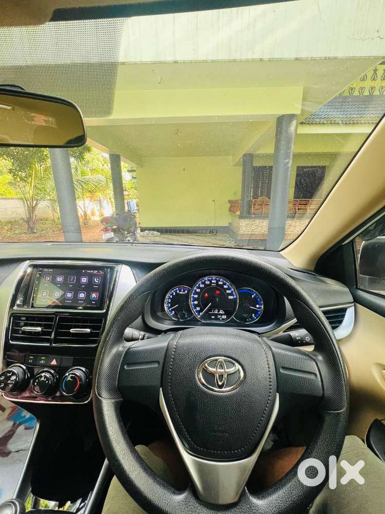 Well-maintained Single-owner Yaris  Only 15,000 Km