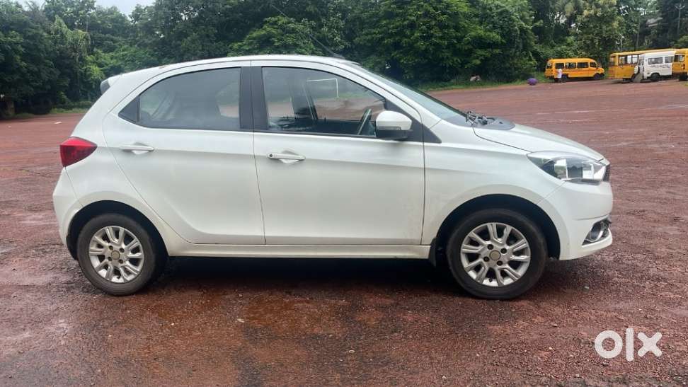 Tata Tiago Xz, 2016, Petrol