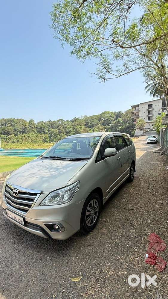 Toyota Innova 2015 Diesel Well Maintained