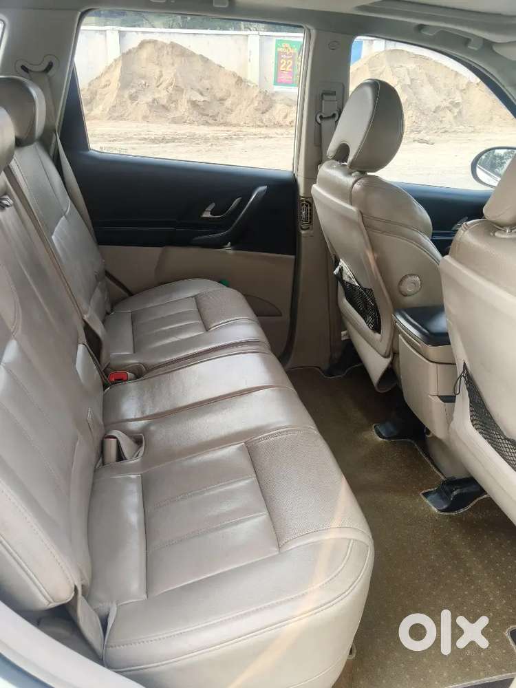 Mahindra Xuv500 2017 Diesel 93000 Km Driven