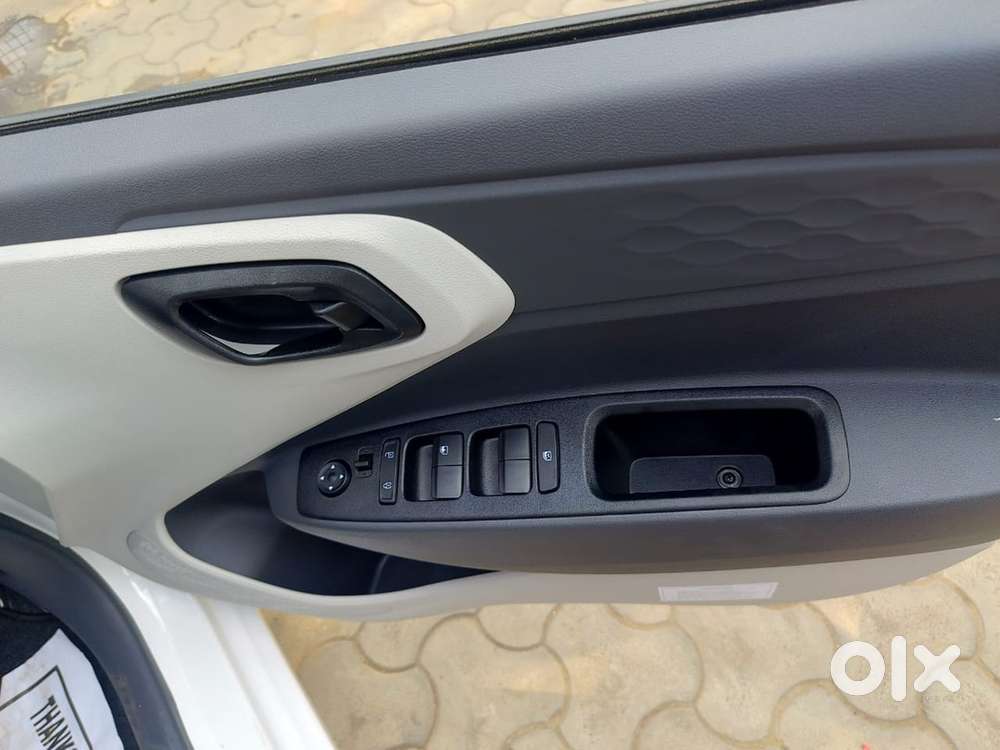 New Hyundai Aura Car Kam Sa Kam Downpymant Par Finance Kar Ka