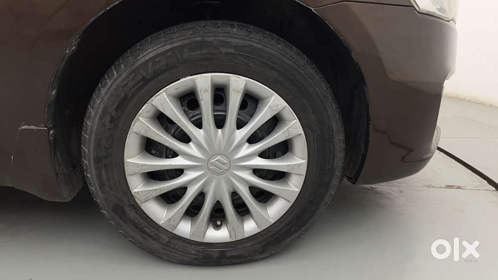 Maruti Suzuki Ciaz 2014-2017 At Zxi, 2015, Petrol