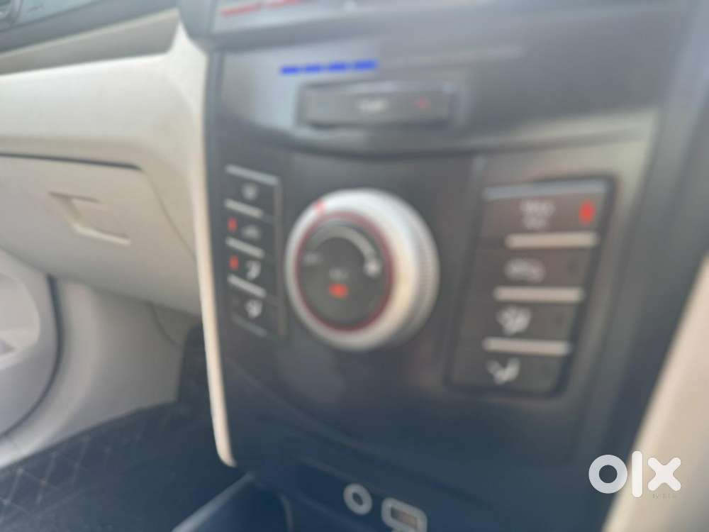 Mahindra Xuv300 W6 Diesel, 2022, Diesel