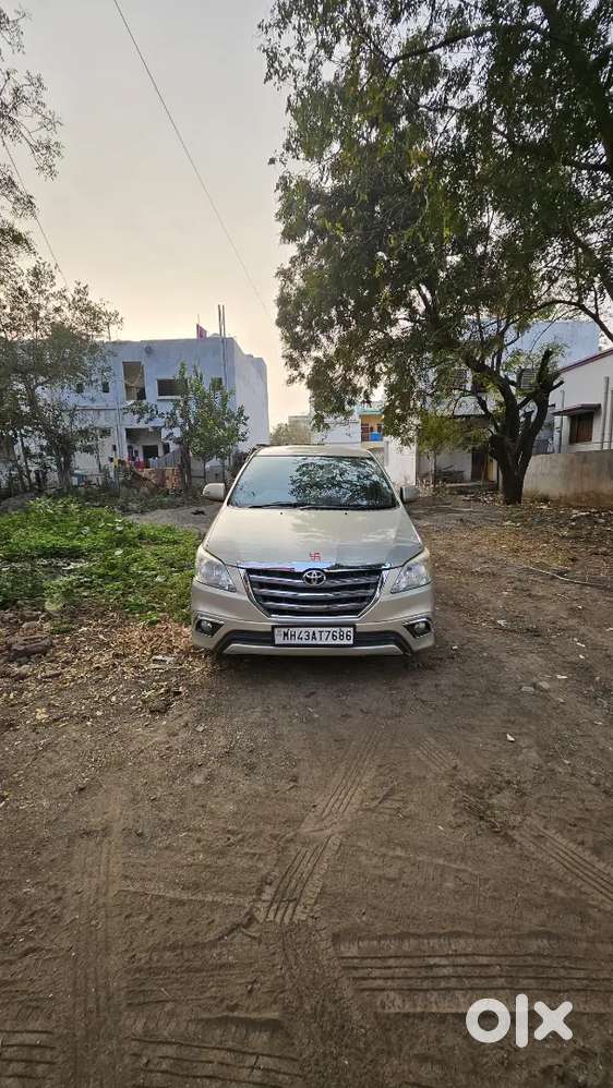Toyota Innova Diesel 2015 V2.5