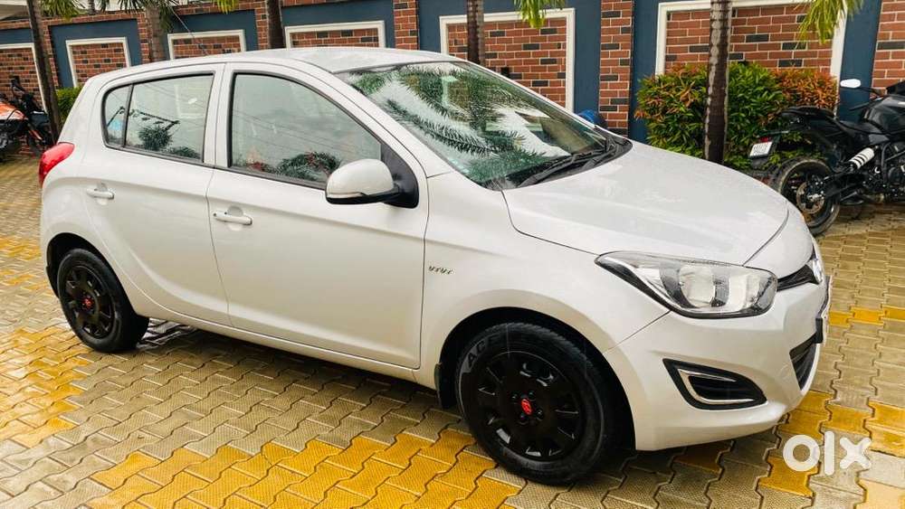 Brand New Condition Car. Only 35000 Running 1st Hand Woner.