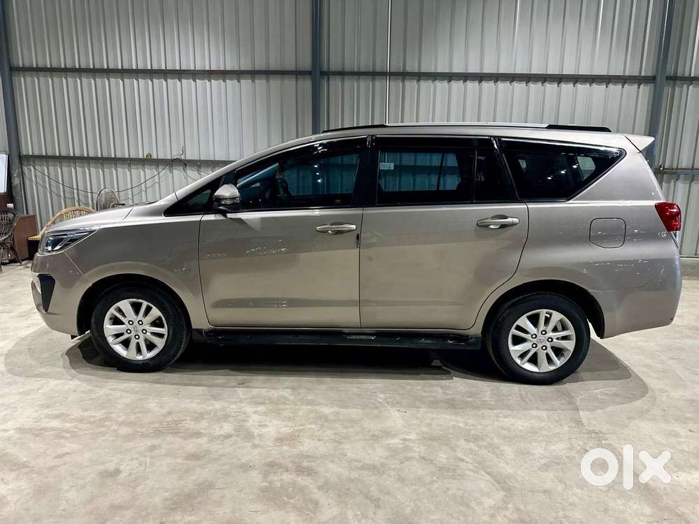 Toyota Innova Crysta [2020-ongoing] 2.7 Gx Mt 8 Str, 2021, Diesel