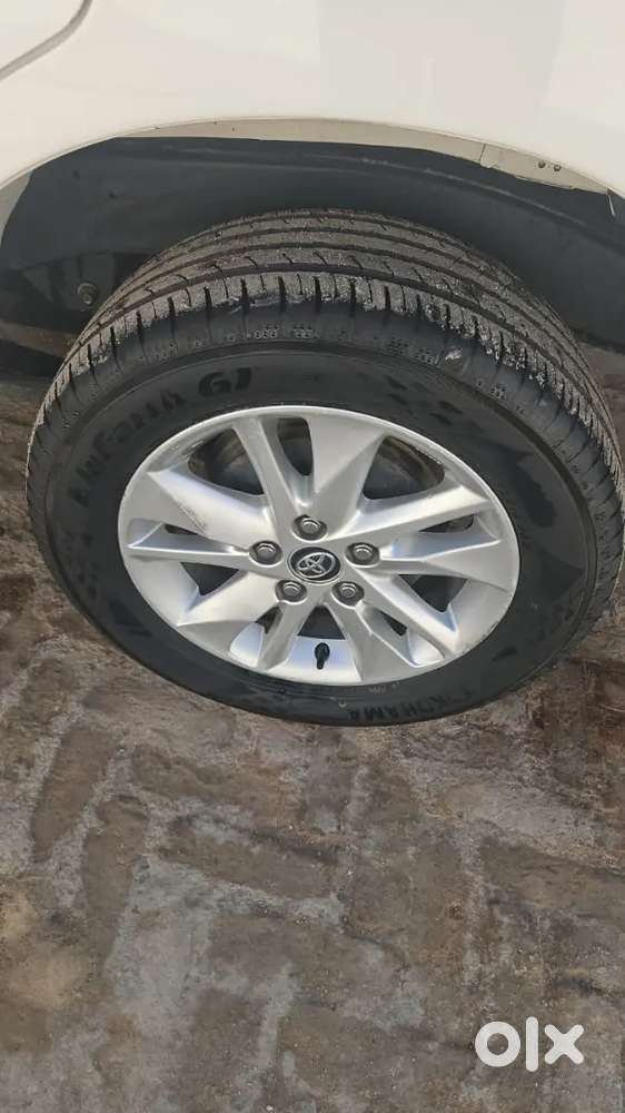 Toyota Innova 2014 Diesel Well Maintained