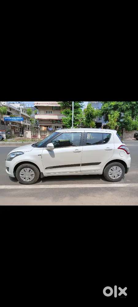 Maruti Suzuki Swift 2013 Diesel 84000 Km Driven