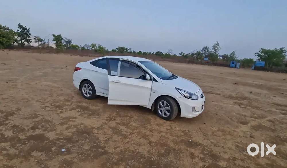 Hyundai Verna Fluidic 2012 Diesel Manual