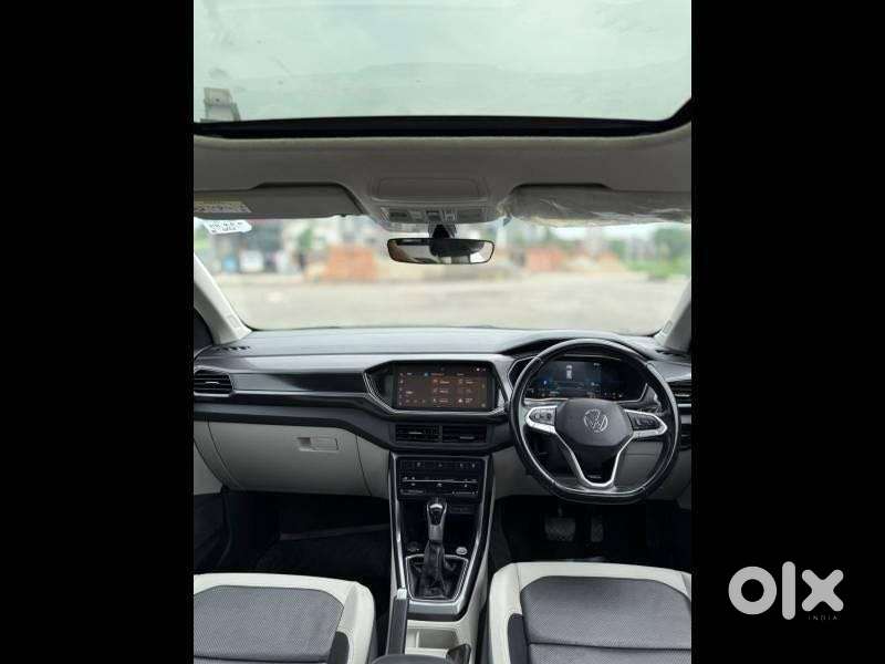 Volkswagen Taigun 1.0 Tsi Topline At, 2022, Petrol