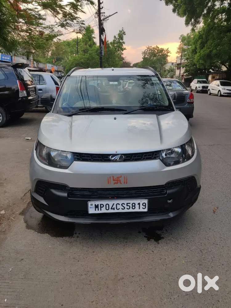 Mahindra Kuv 100 2017