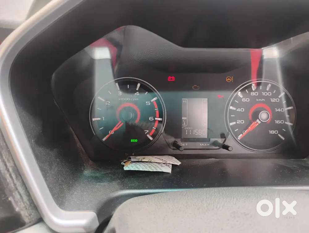 Mahindra Kuv100 Nxt 2016 Diesel 6 Str