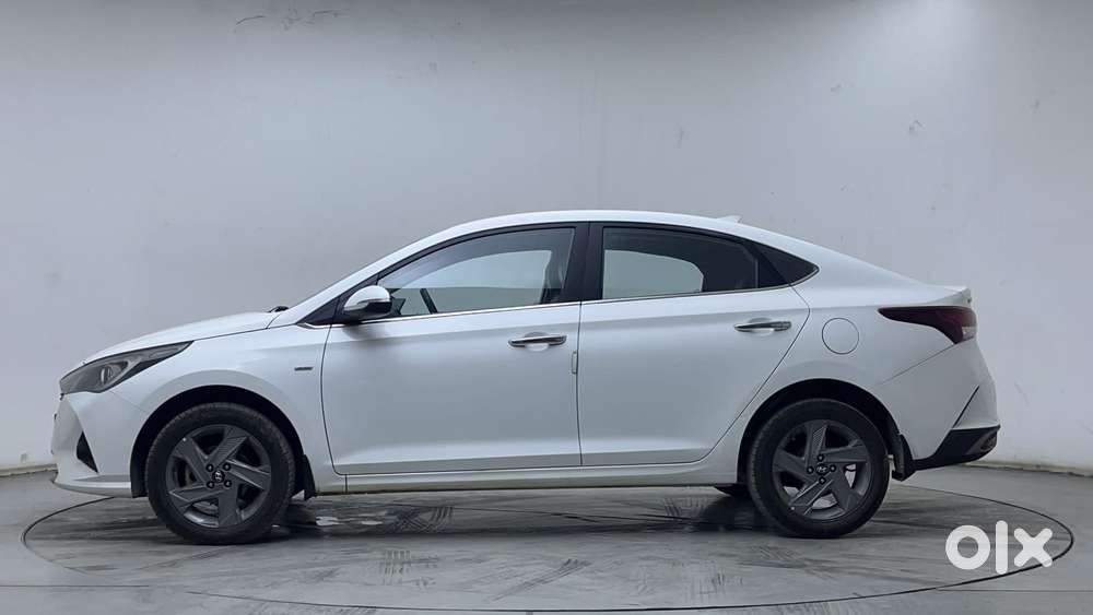 Hyundai Verna 1.5 Sx Vtvt Ivt, 2020, Petrol