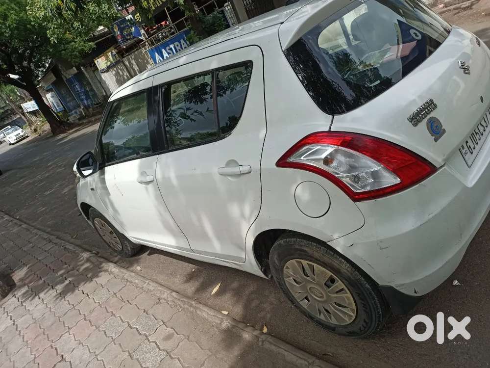 Maruti Suzuki Swift Vxi 2012