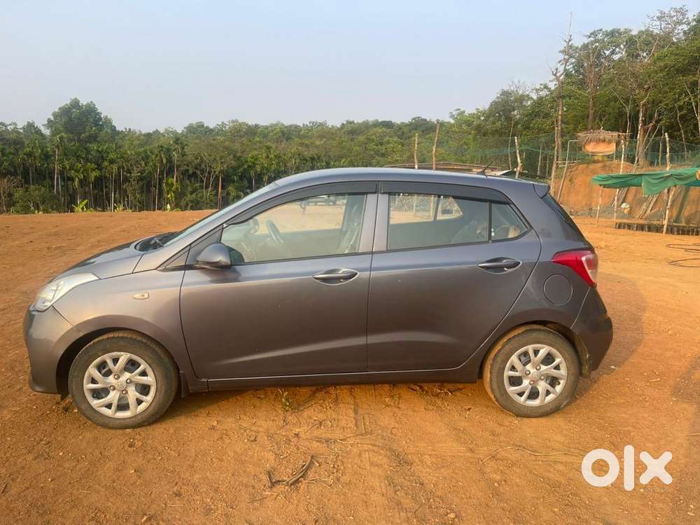 Hyundai I10 2018 Petrol 59000 Km Driven Automatic With Very Good Cond