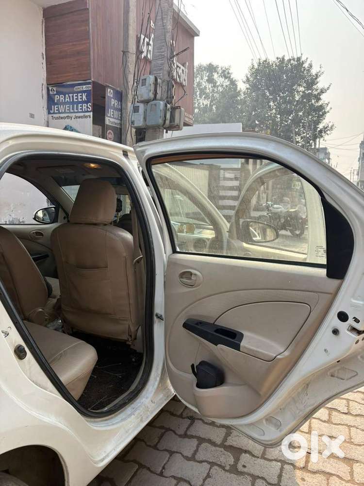 Toyota Car Diesel 2017