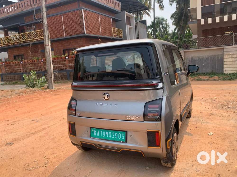 Mg Comet Ev 2025 Electric 9000 Km Driven