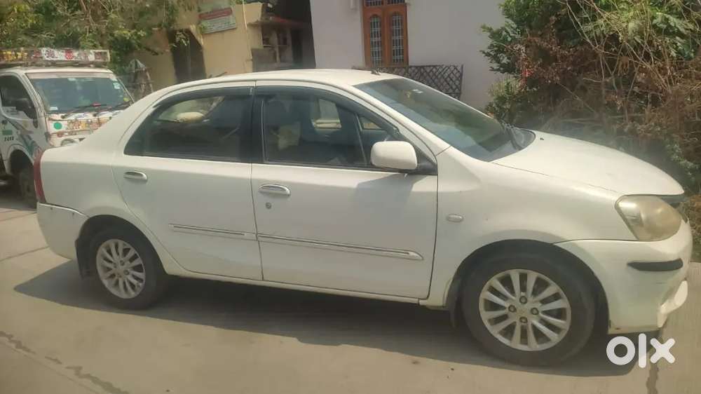 Toyota Etios 2011 Petrol 73384 Km Driven