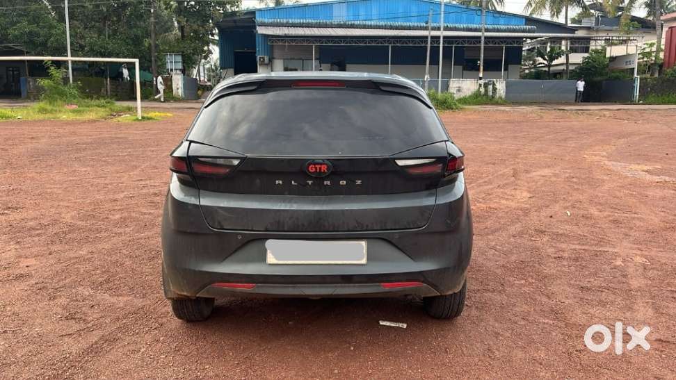 Tata Altroz 1.2 Xe, 2020, Petrol