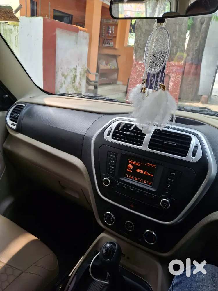 Mahindra Bolero Neo 2025