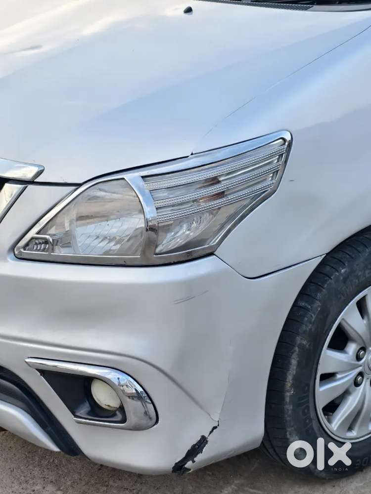 Toyota Innova 2010 Diesel 210000 Km Driven