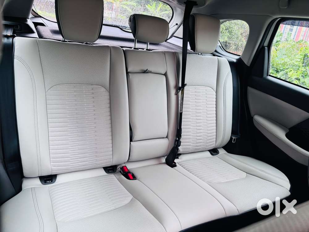 Maruti Suzuki Victoris Zxi Plus (o) Petrol Manual, 2025, Petrol