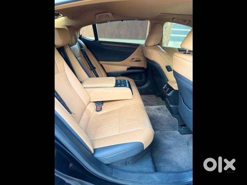 Lexus Es 300h Exquisite, 2023, Petrol
