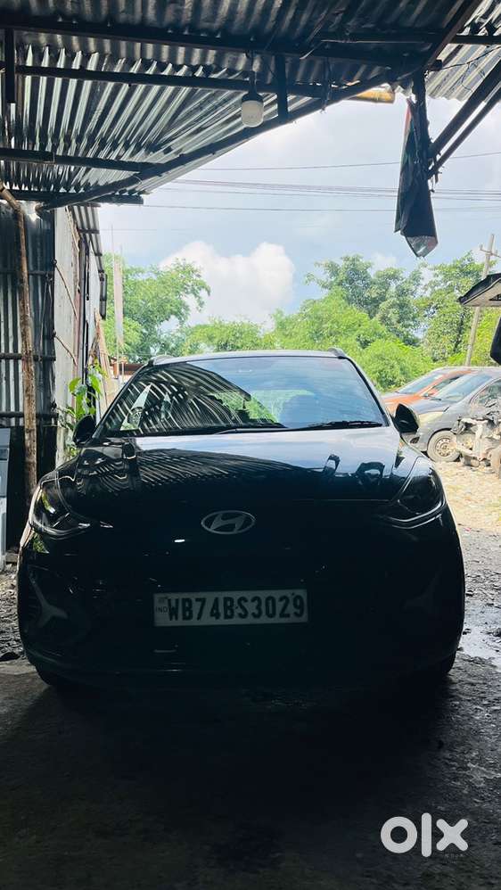 Hyundai Grand I10 Sportz Ltt Tax